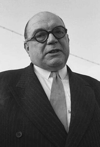 Sefton Delmer at Friedland transit camp, February 1958