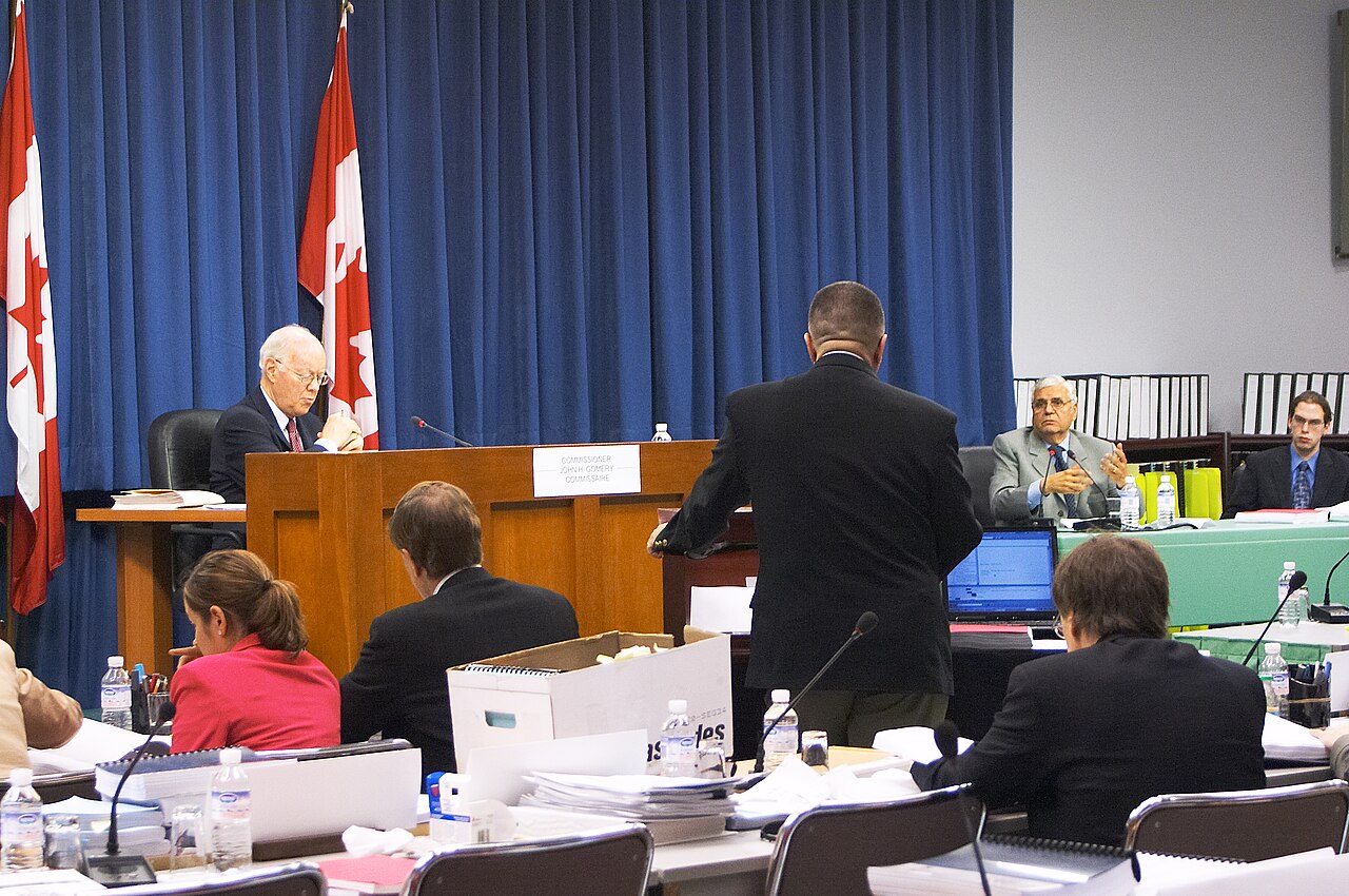 Alfonso Gagliano testifying at the Gomery Commission, Montreal, 2 June 2005