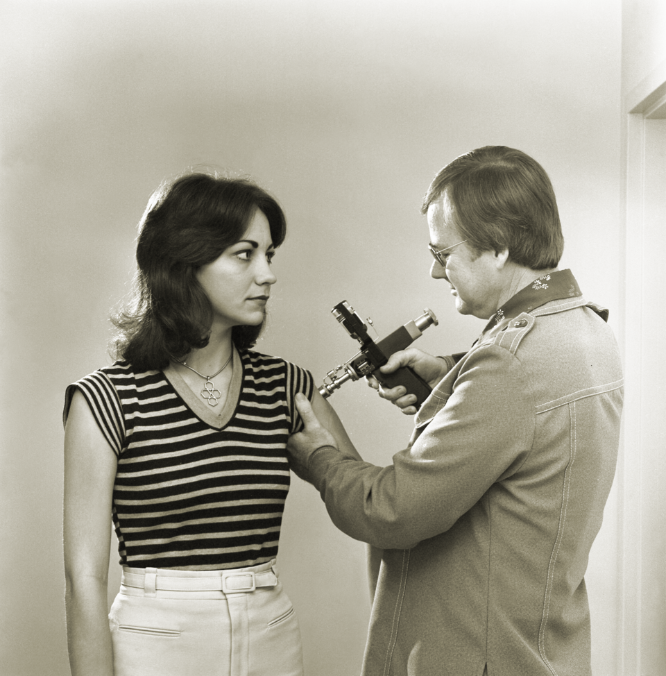 CDC swine-flu vaccination, 1976