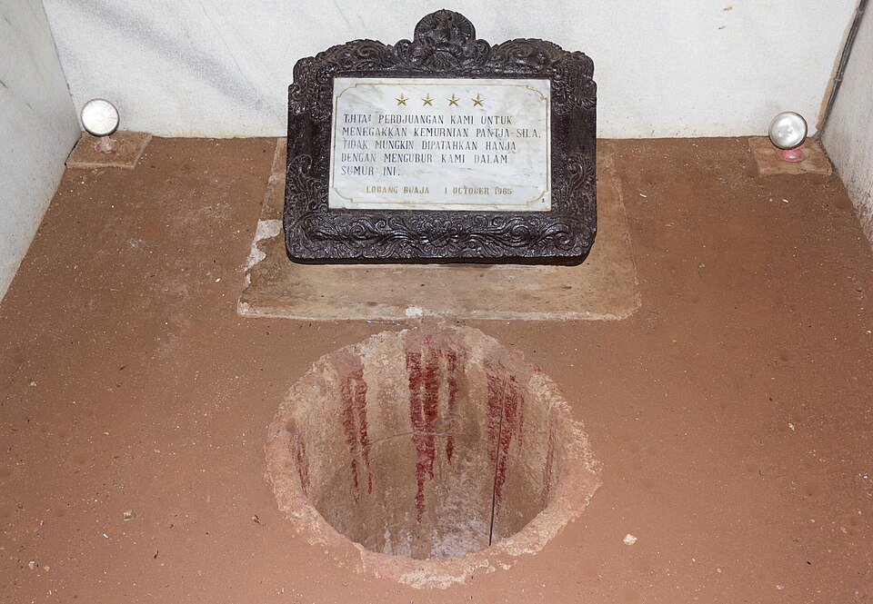 The Lubang Buaya well and plaque, 2013