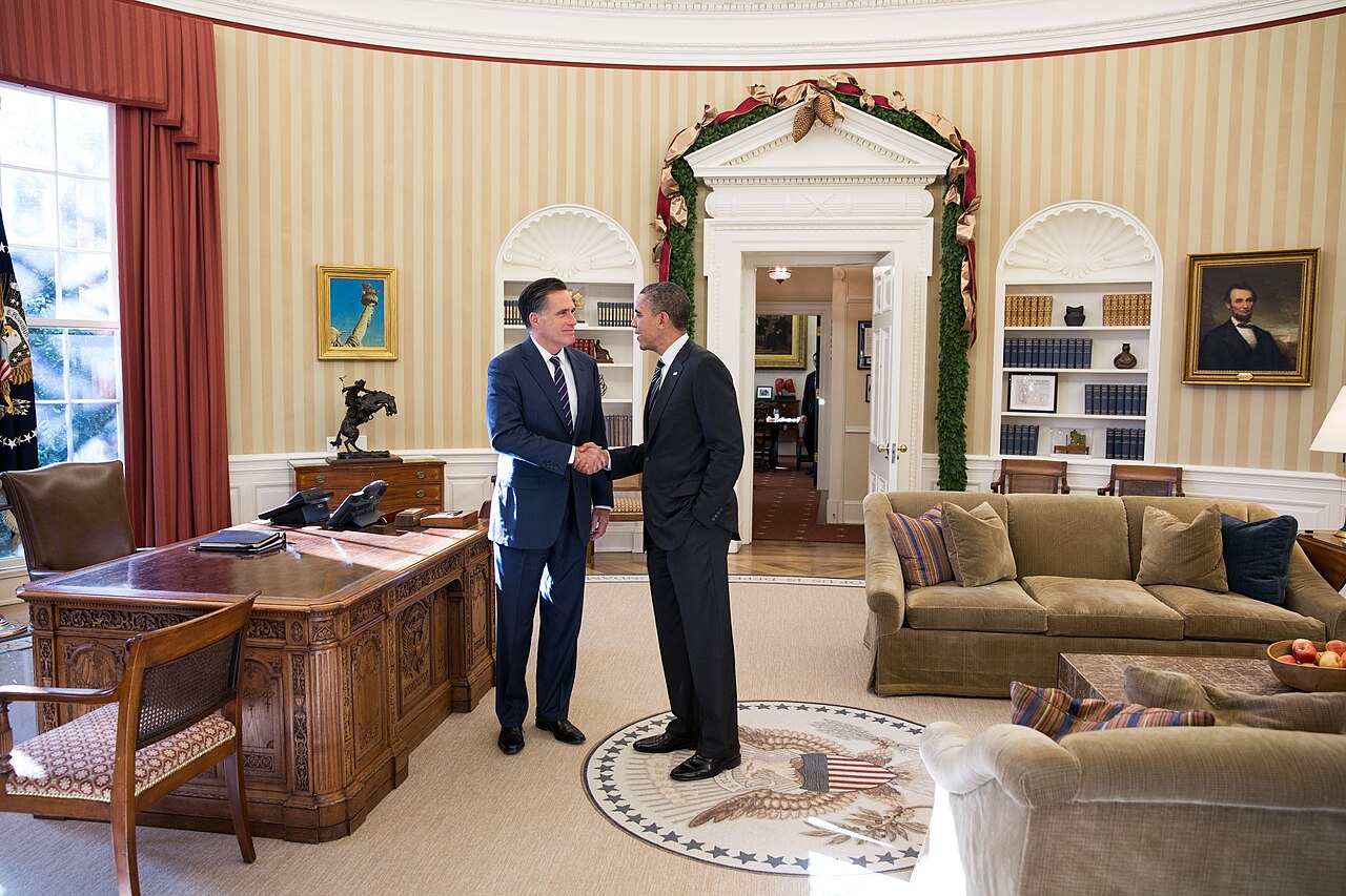 Barack Obama and Mitt Romney in the Oval Office after their lunch, 29 November 2012