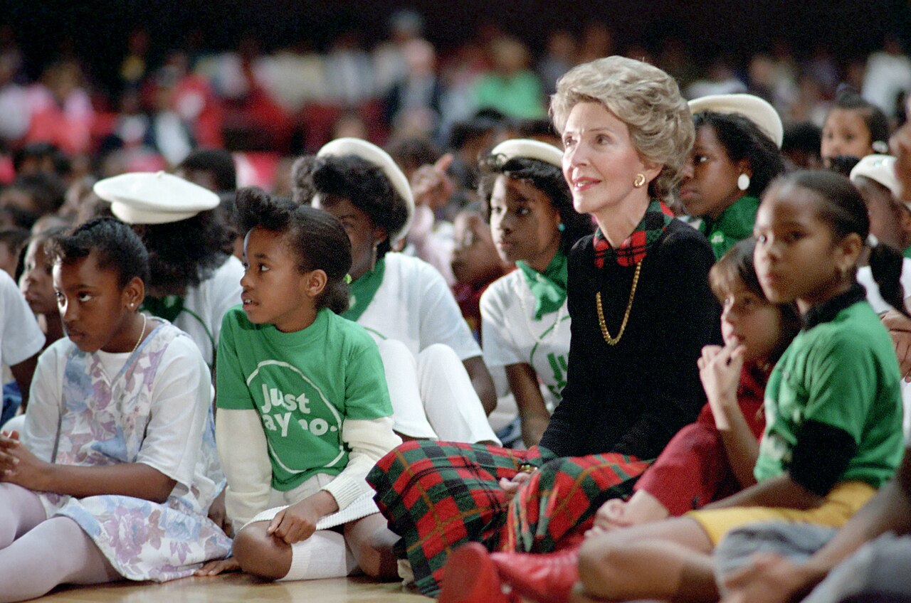 Nancy Reagan with children at a Just Say No rally in Oakland, 1985