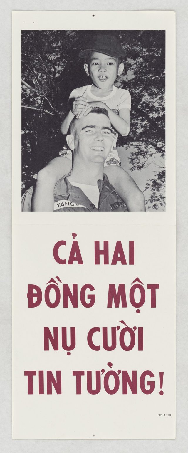 Cả hai đồng một nụ cười tin tưởng! (Both Have the Same Confident Smile)