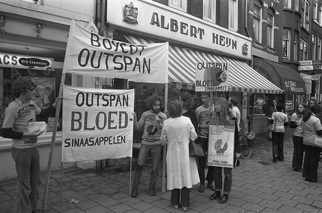 "Boycot Outspan" Protest Outside Albert Heijn, Amsterdam (1973)