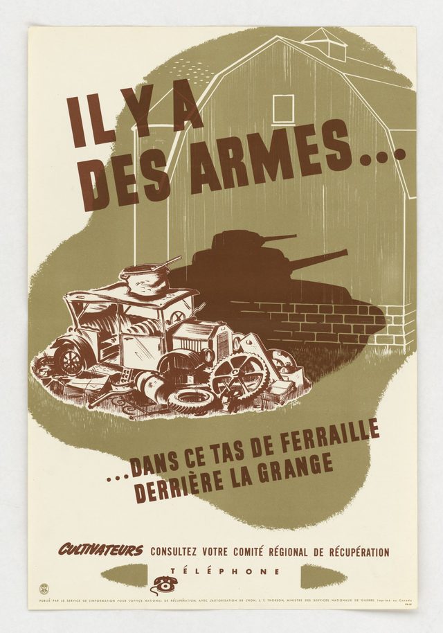Il y a des armes ... dans ce tas de ferraille derrière la grange [There are weapons in this scrap heap behind the barn]