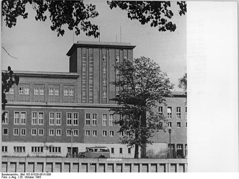 Berliner Funkhaus, Nalepastrasse: agency photo for "40 years of radio in Germany"