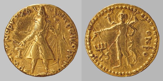 Gold coin of Kanishka: King of Kings legend, king at the altar, deity Oesho