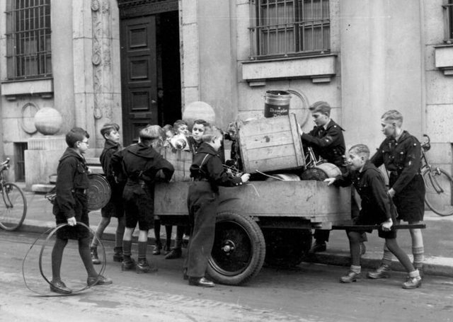 Hitlerjugend, Deutsches Jungvolk: Altmetallsammlung