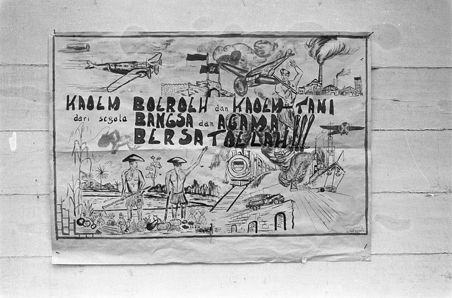 Kaoem Boeroeh dan Kaoem-Tani dari segala Bangsa dan Agama Bersatoelah!!! (Workers and Peasants of All Nations and Religions, Unite!!!)