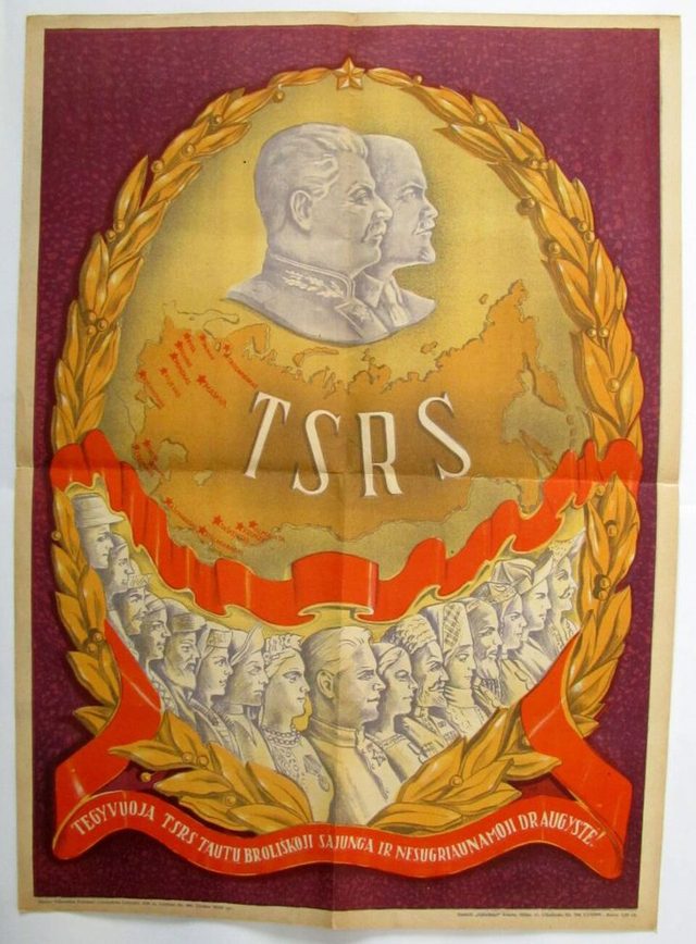 Tegyvuoja TSRS tautų broliškoji sąjunga ir nesugriaunamoji draugystė! (Long live the fraternal union of the peoples of the USSR), Lithuanian SSR poster, 1946