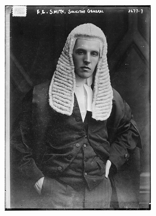 F. E. Smith, Solicitor General, in a barrister's wig