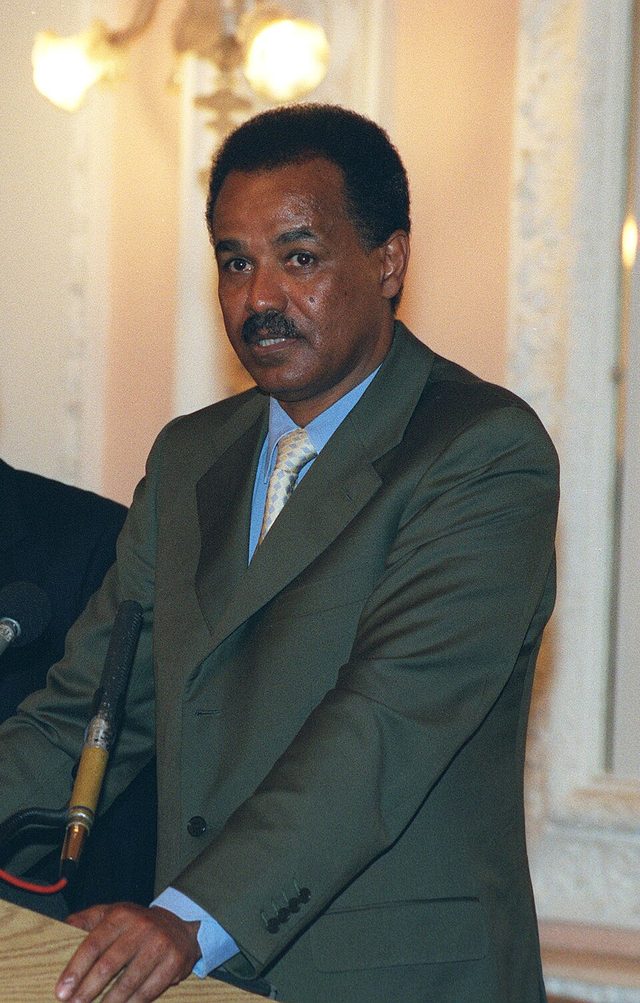 Isaias Afwerki speaking at a joint press briefing in Asmara, 10 December 2002