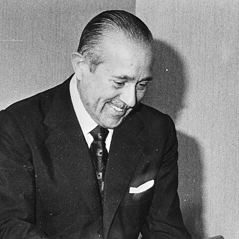 Carlos Arias Navarro on 23 October 1975