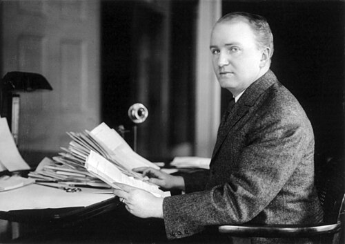 Joseph Tumulty at his desk, 1913